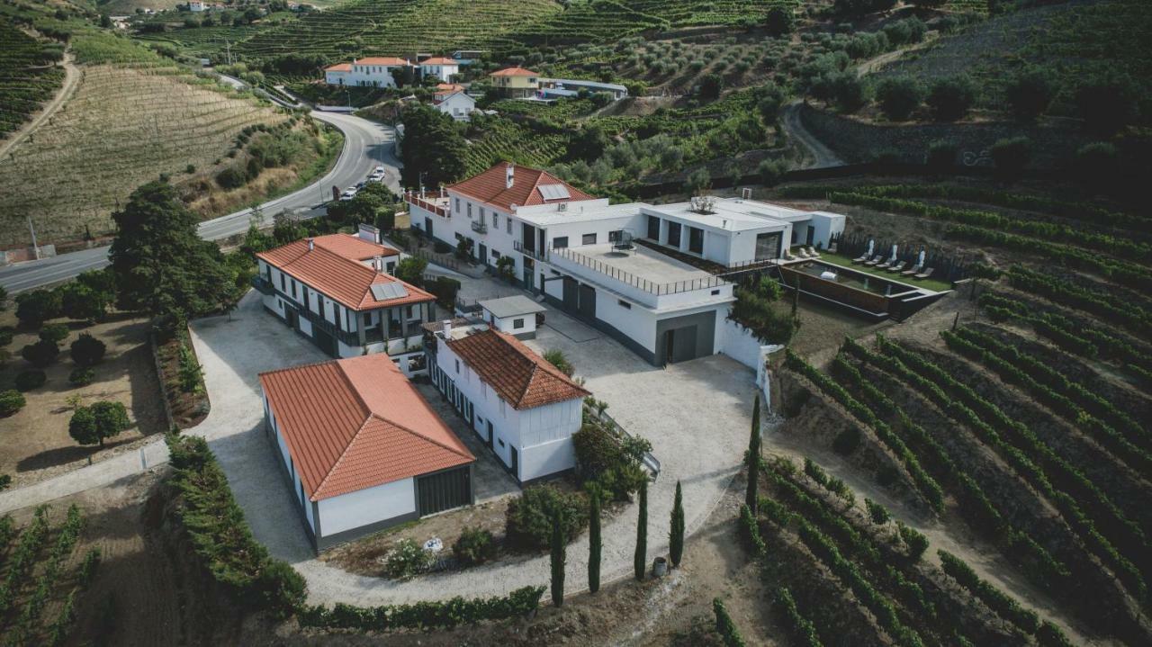 Отель Casal Dos Capelinhos - Douro Санта-Марта-ди-Пенагиан Экстерьер фото