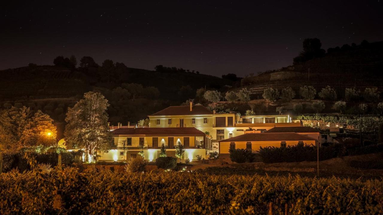 Отель Casal Dos Capelinhos - Douro Санта-Марта-ди-Пенагиан Экстерьер фото