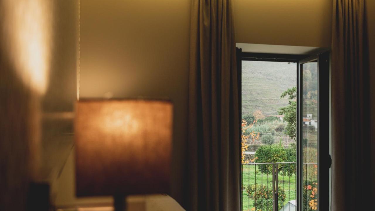 Отель Casal Dos Capelinhos - Douro Санта-Марта-ди-Пенагиан Экстерьер фото